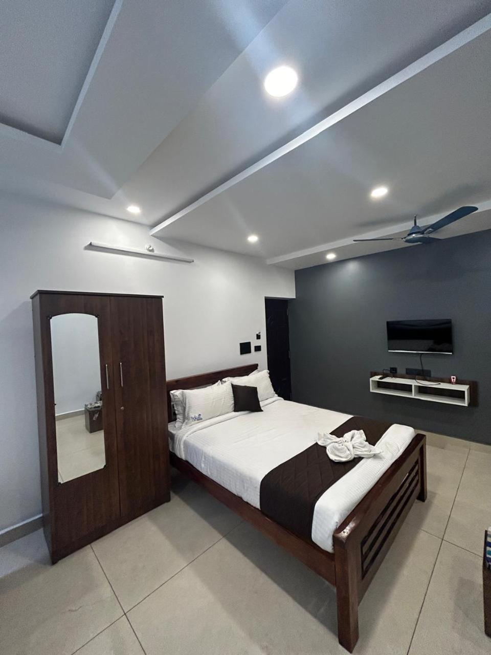 The Ocean Grand Hotel Pondicherry Exterior photo
