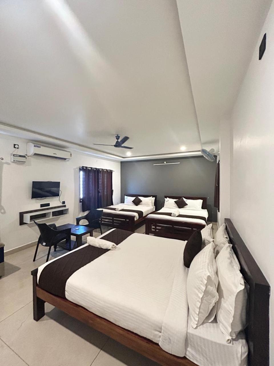 The Ocean Grand Hotel Pondicherry Exterior photo
